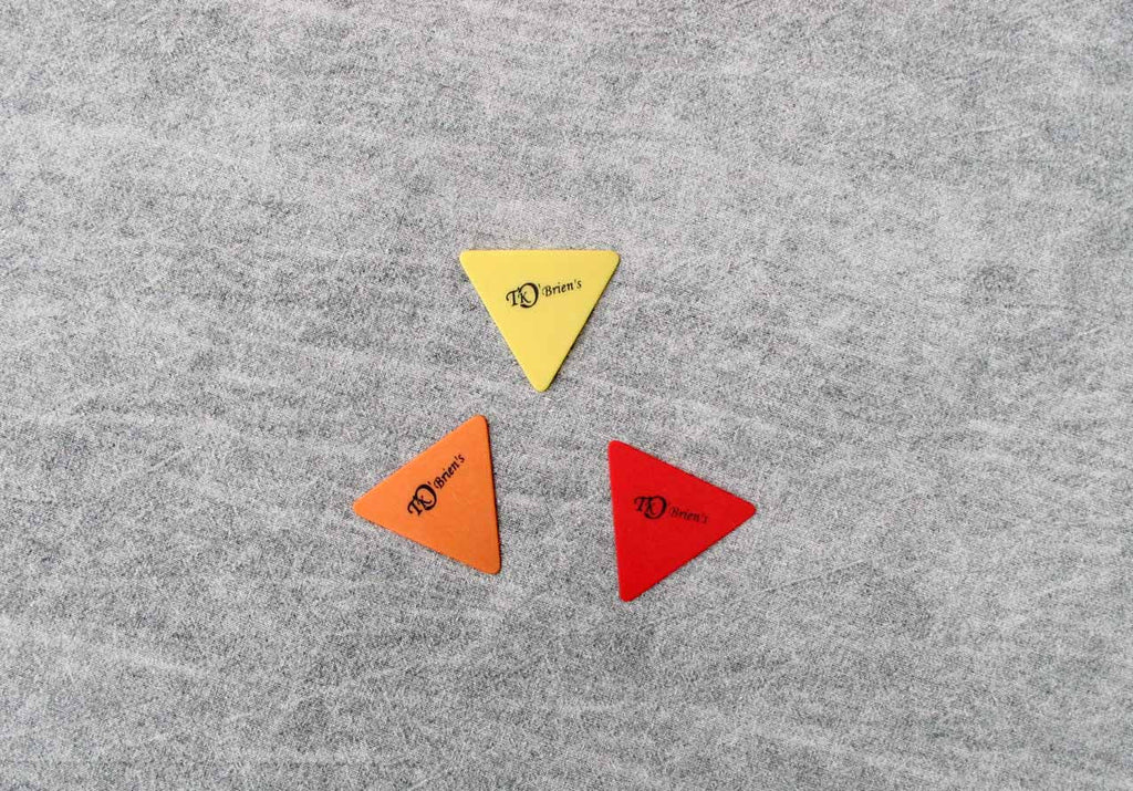 Dulcimer picks in triangular shape in 3 densities